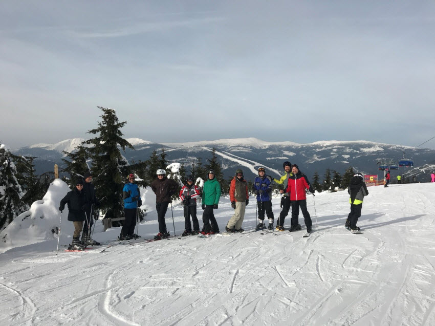 Skiing activities by the workshop participants in Spindleruv Mlyn