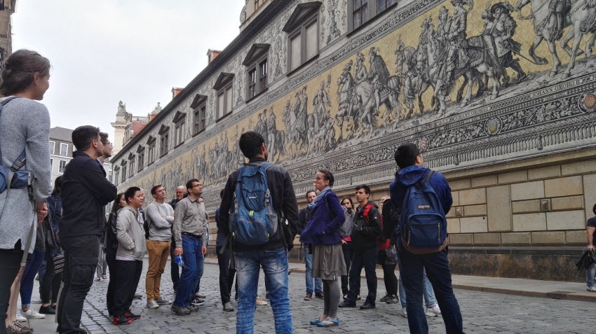 Participants of the GRK 2250/1 International Summer School in the historical center of Dresden